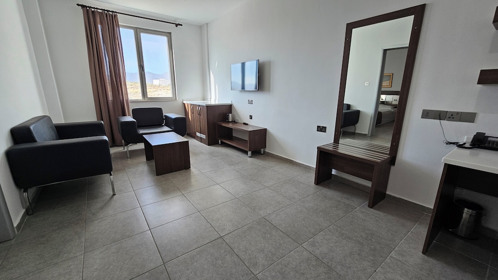 Dorana Residence 24/50
