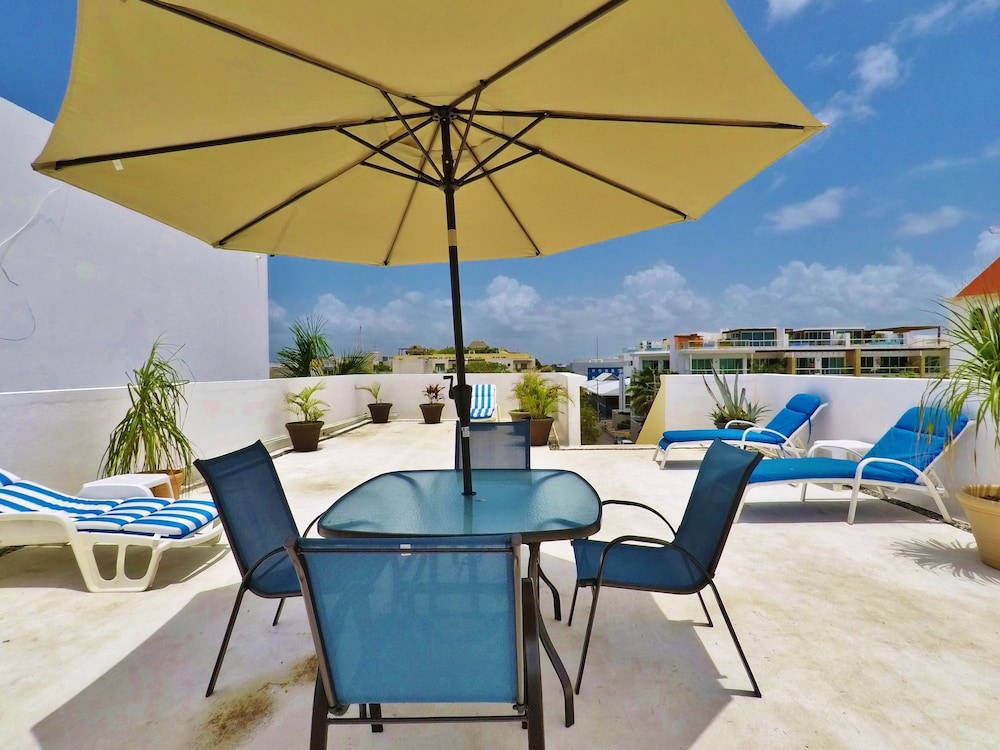 Hotel Suites El Campanario 33/39