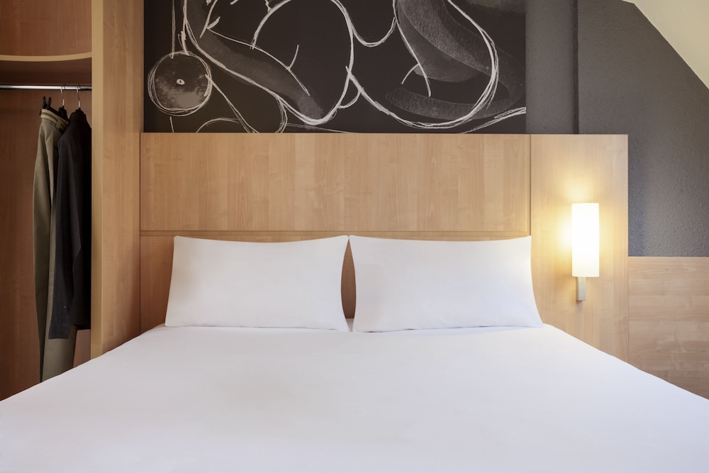 Ibis Paris Maine Montparnasse 14eme 13/58