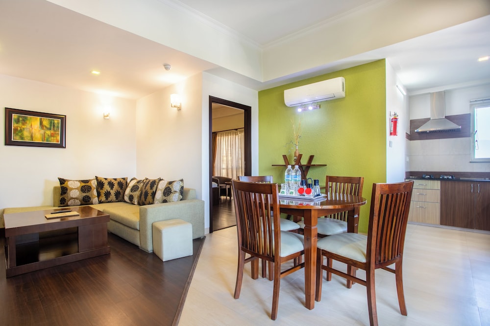 Suite Homes 36/50