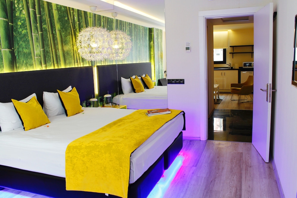 Tempo Suites Airport 8/47
