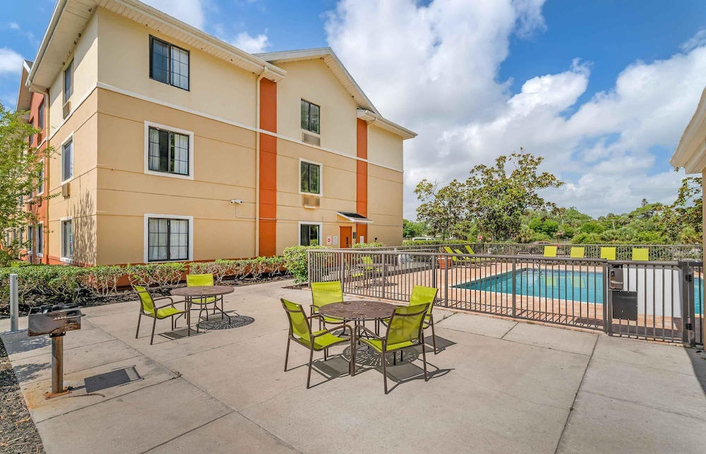 Extended Stay America Melbourne Airport 6/50