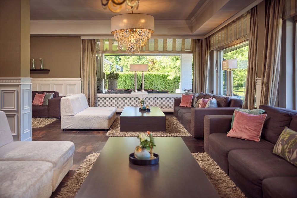 HOTEL MOERS VAN DER VALK 30/65