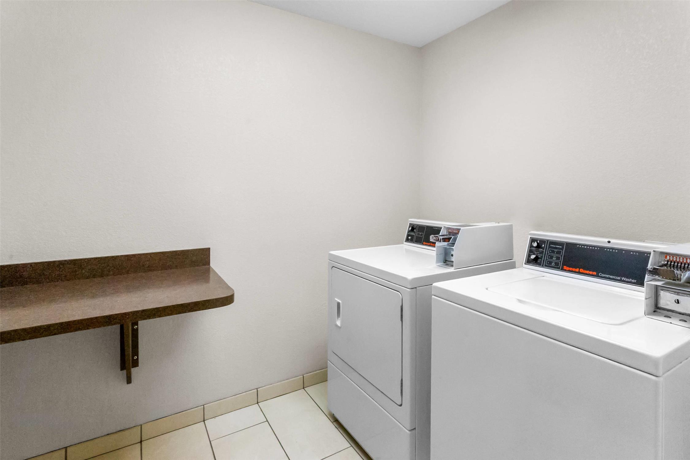 Quality Inn Near Interstate I94 38/38