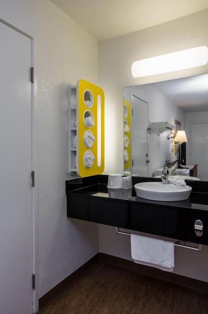 Motel6 Bellmead, TX - Waco 57/57