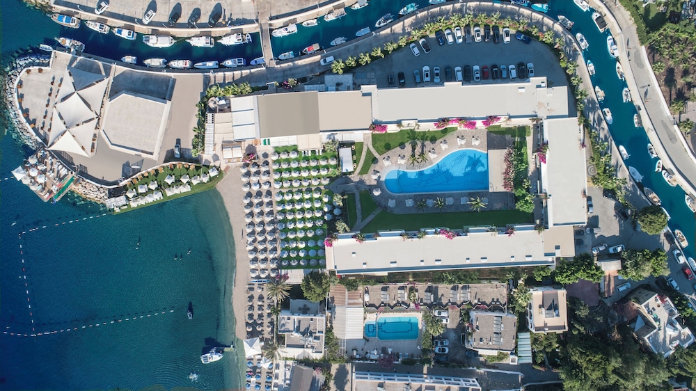 Lugga Boutique Hotel and Beach 24/43