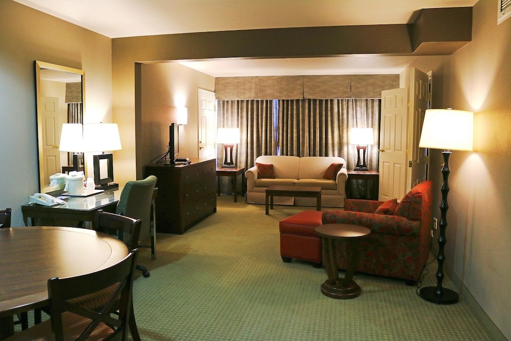 HOLIDAY INN EXPRESS HOTEL AND SUITES BOZEMAN WEST 46/75