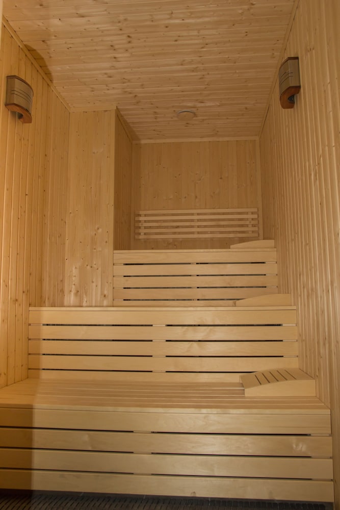 Hotel Salis & Medical Spa 18/28