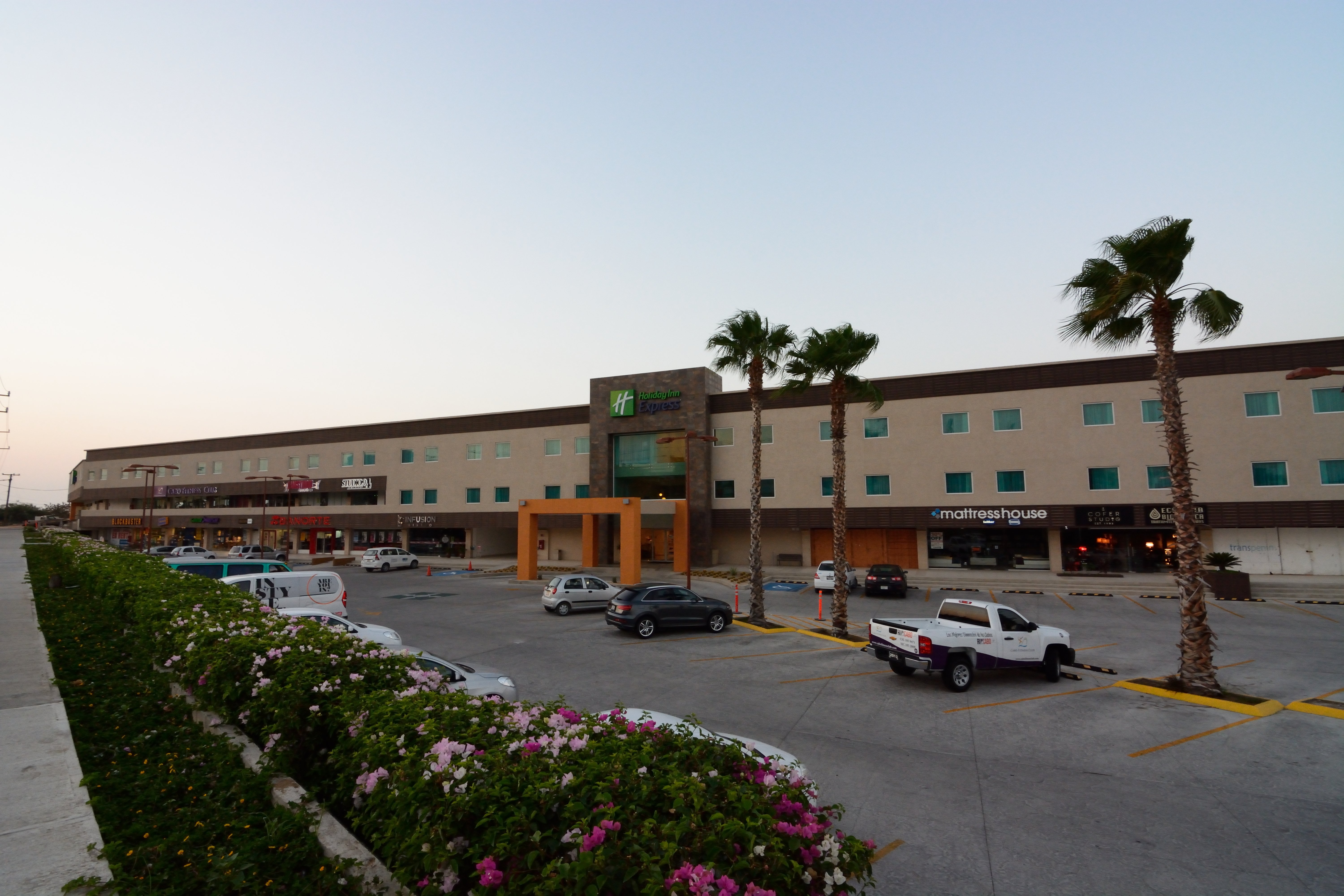 Holiday Inn Express Cabo San Lucas 6/71