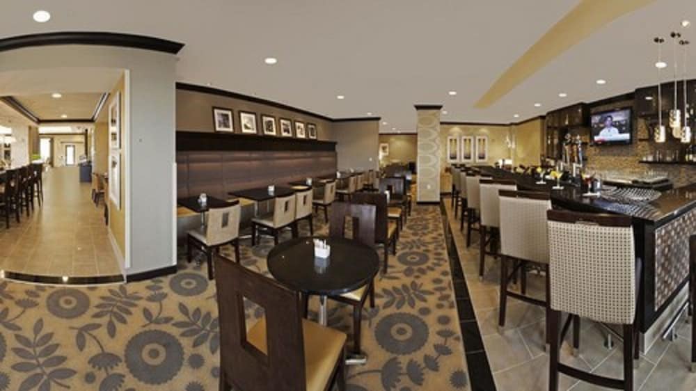 Hilton Garden Inn Brampton 39/55