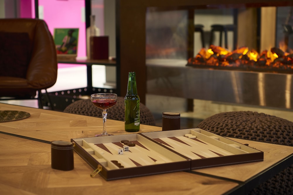 Moxy Dublin City 24/42
