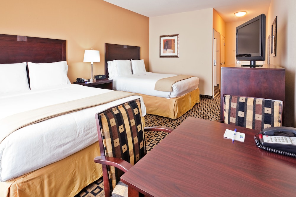Holiday Inn Express Hotel Suites Clovis 25/49