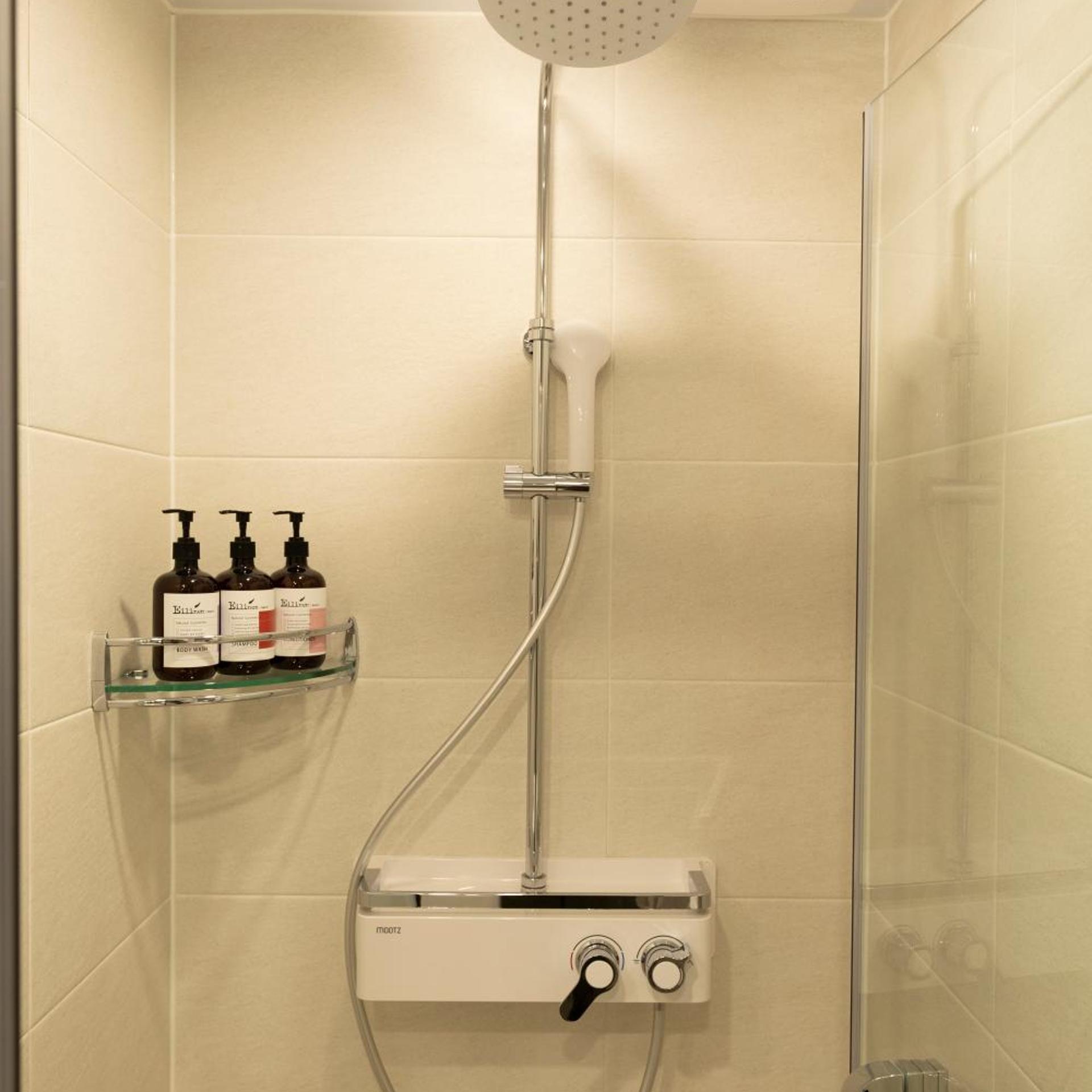 SL Hotel Myeongdong 25/40