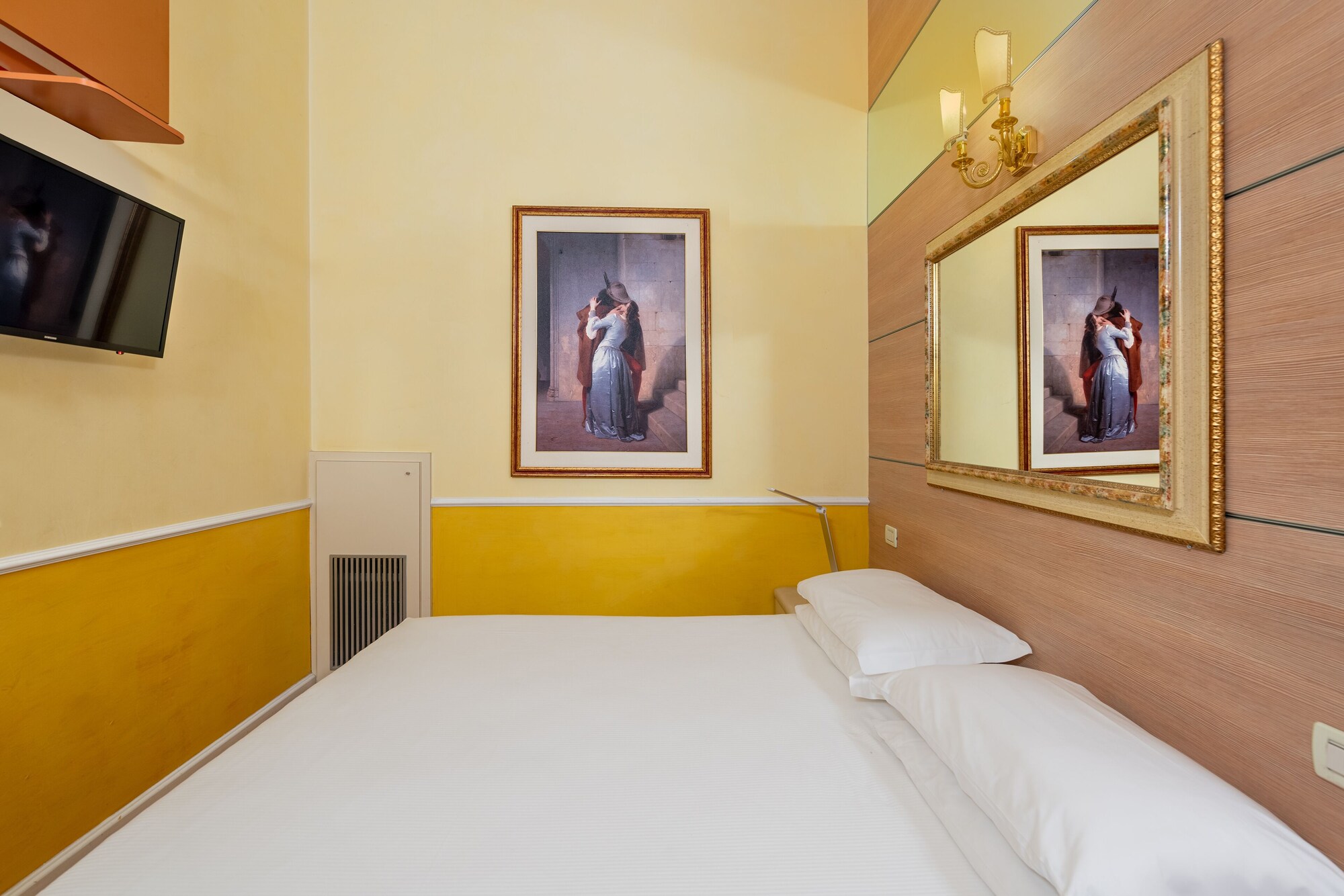 CLASSIC, DOUBLE BED