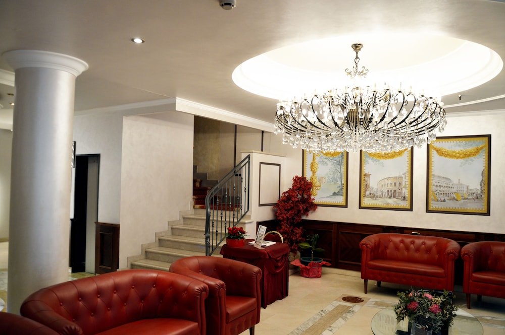 Hotel Donatello 40/63