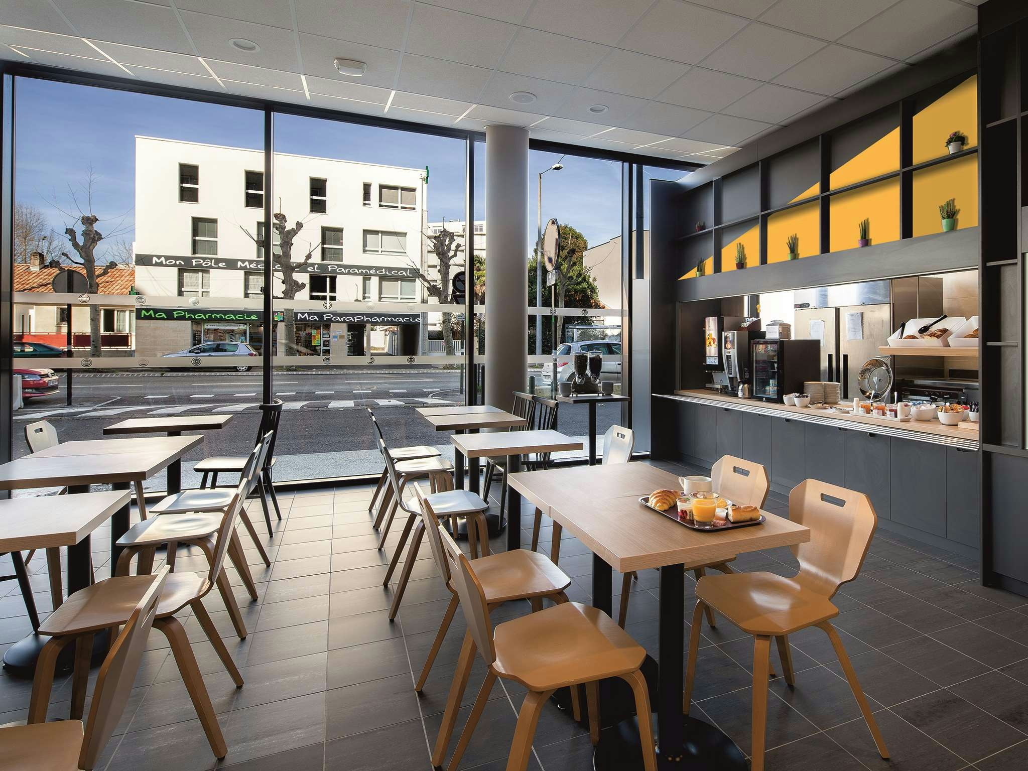 B&B Hotel Bordeaux Centre Begles 11/14