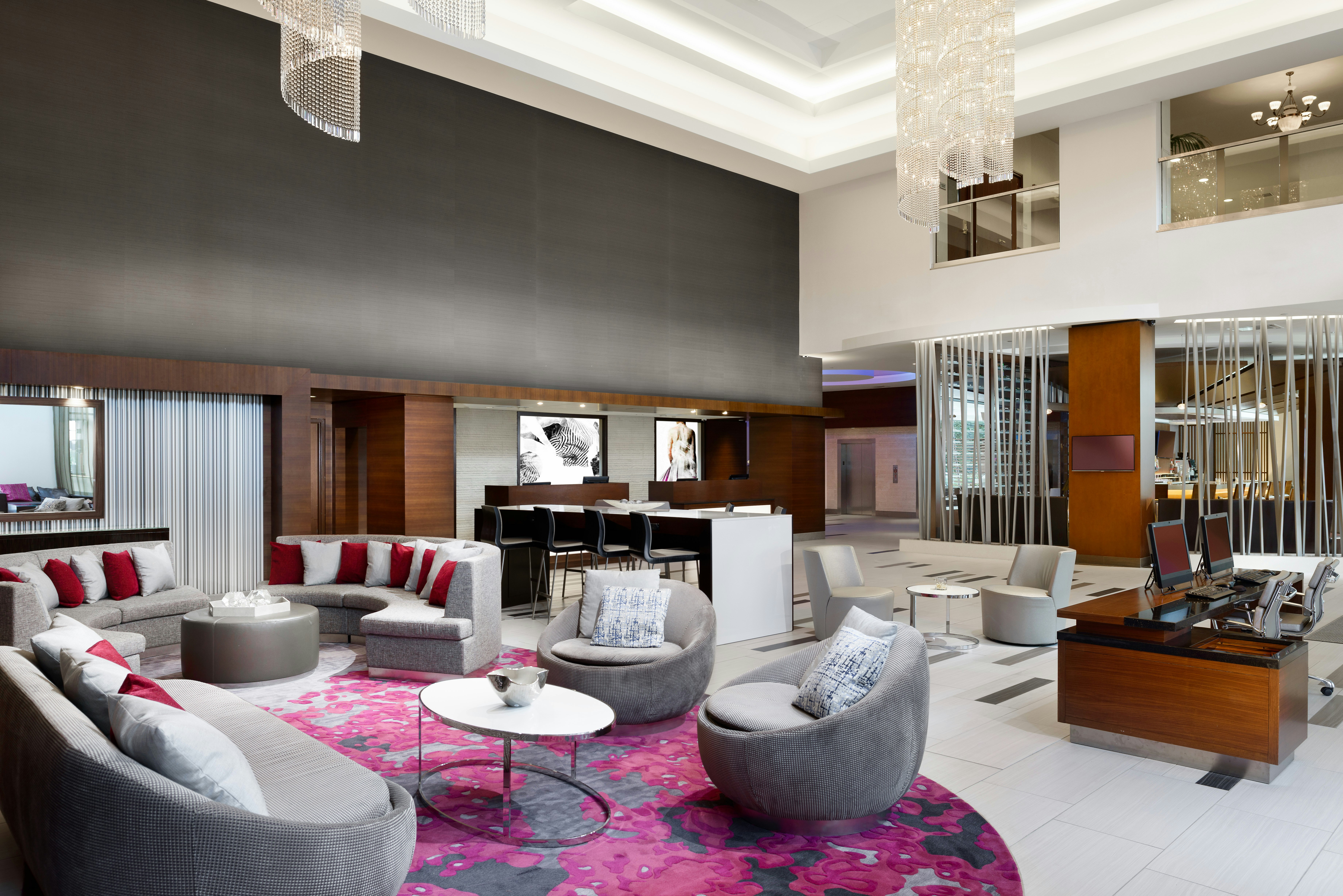 Hilton Woodland Hills Los Angeles 36/67