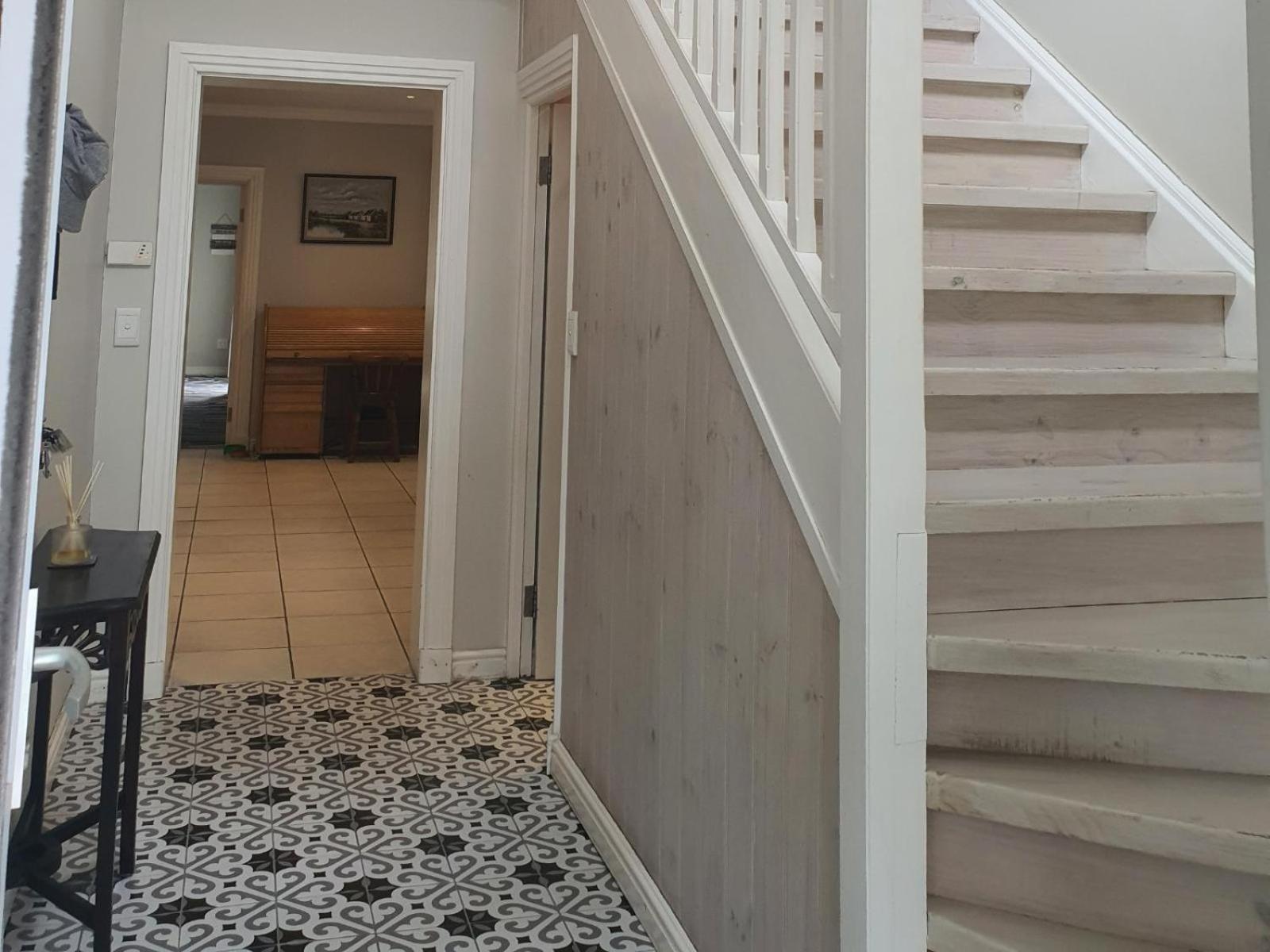 Knysna Self-catering Holiday Home 5/15