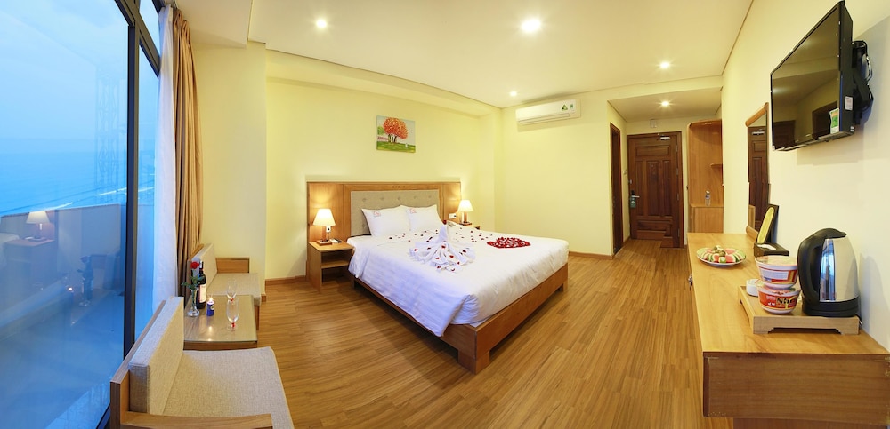 Golden Sea 3 Hotel 24/65