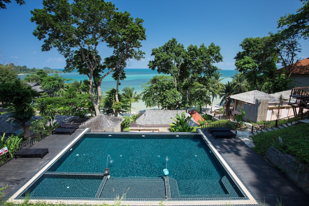 Siam Bay Resort 45/50