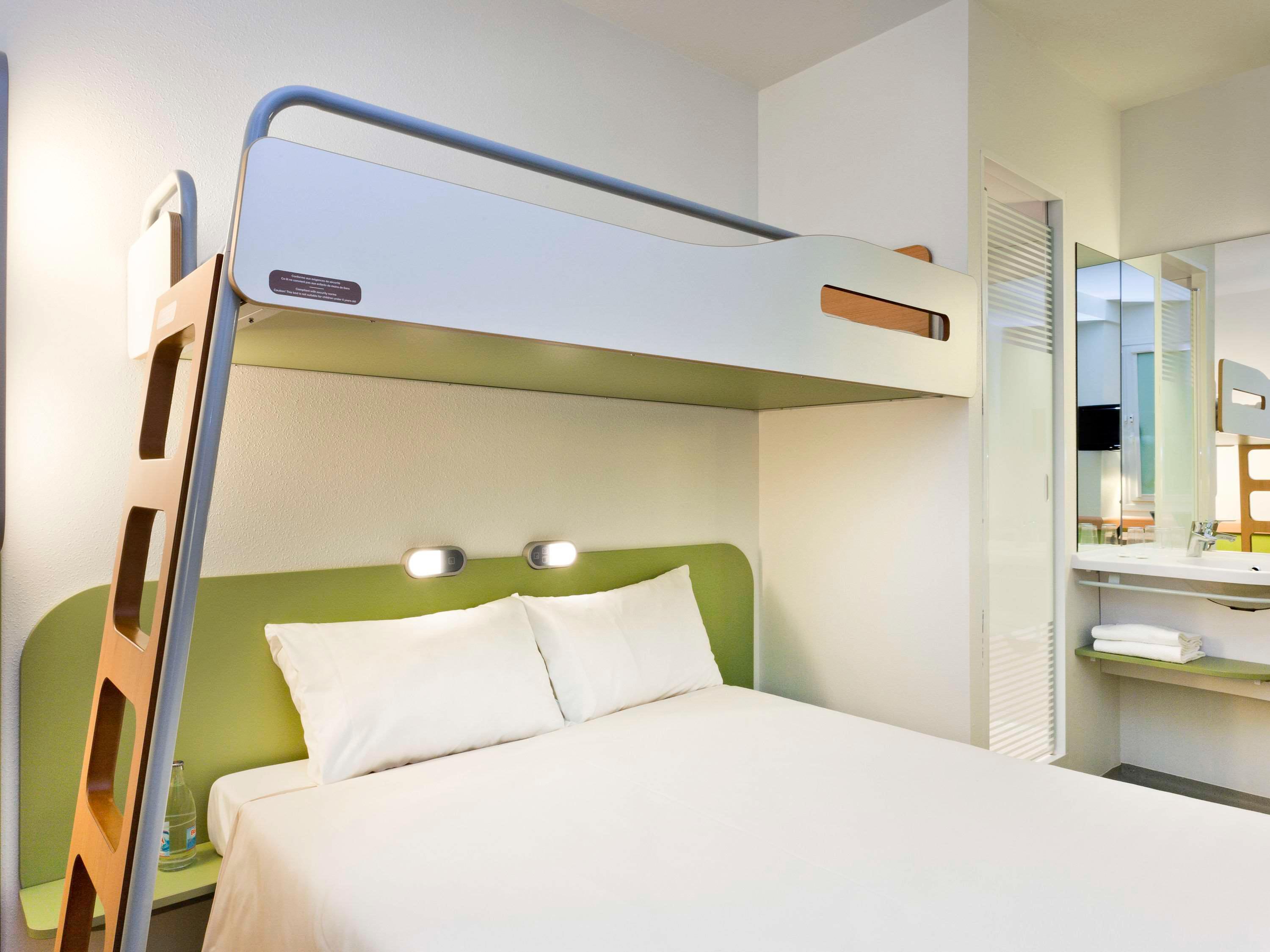 ROOM, TRIPLE, SINGLE, BUNK BED