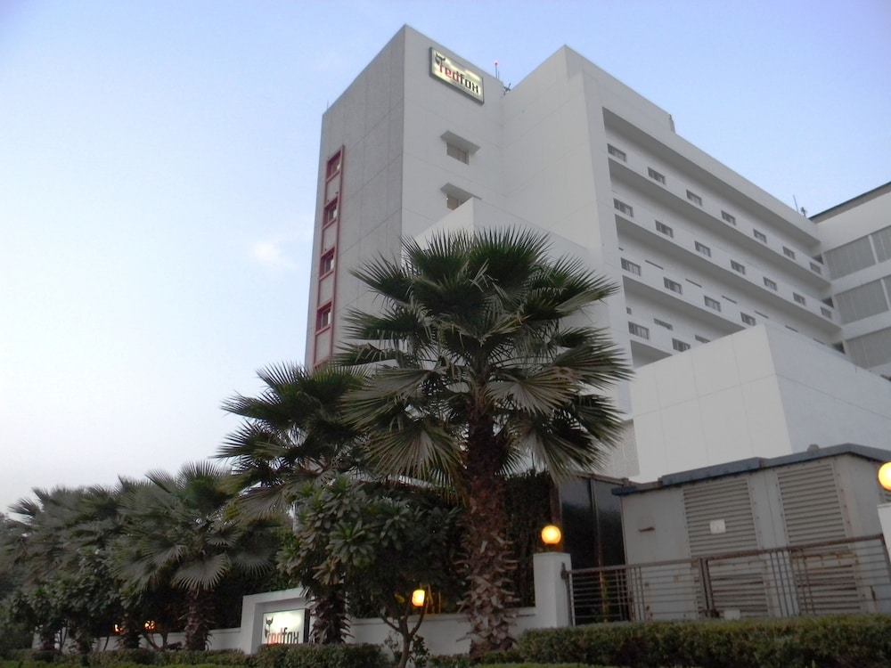 Red Fox Hotel East Delhi 54/59