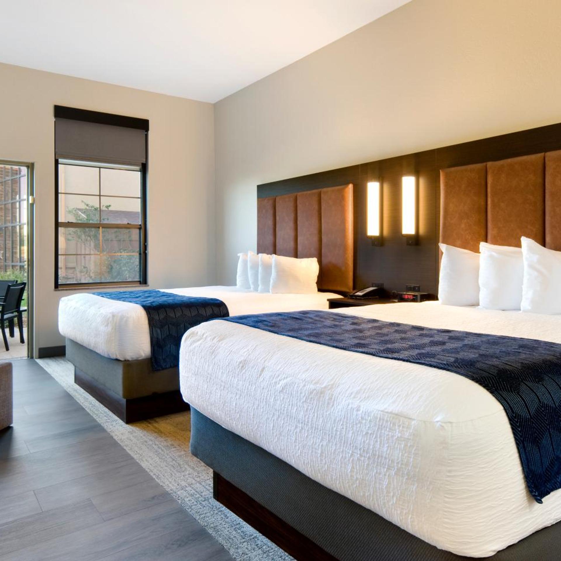 Room, Queen Bed