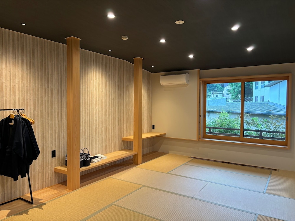 Kusatsu Hotel 30/61