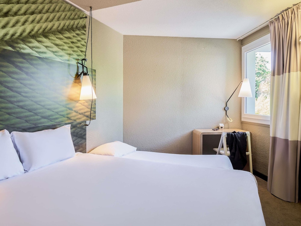 ibis Toulon La Seyne Sur Mer 25/71