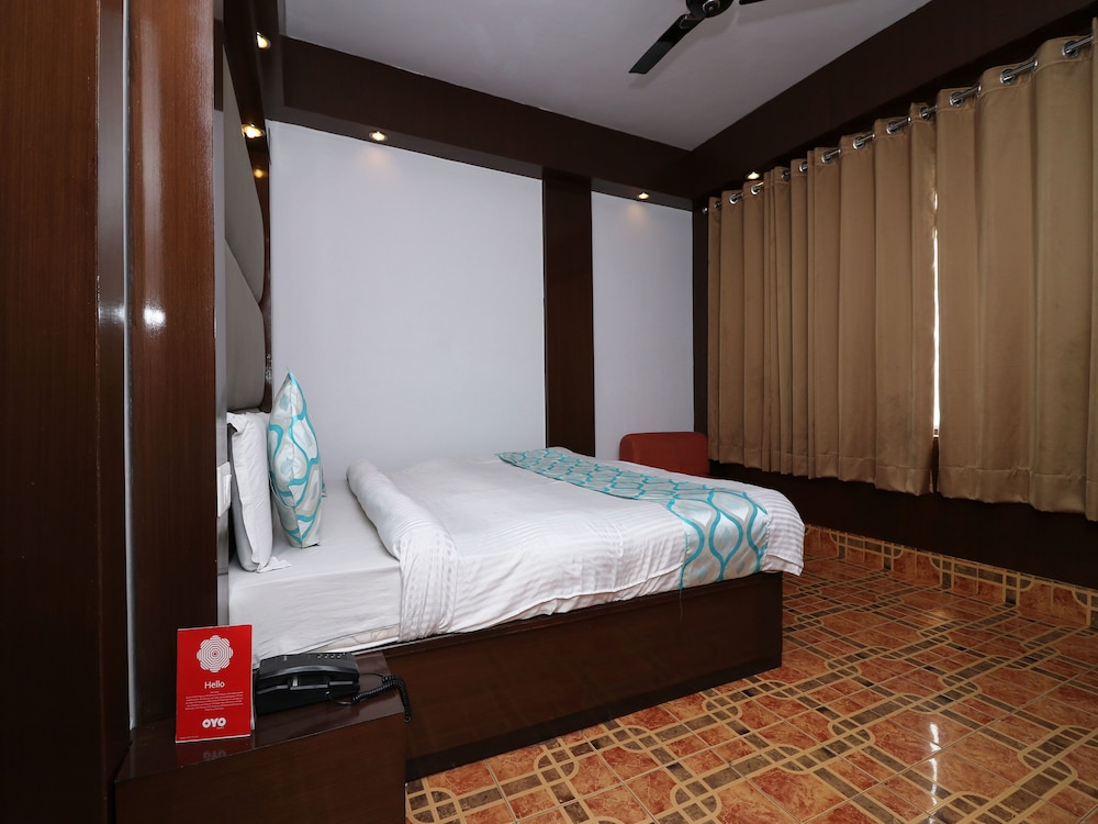 Oyo 1467 Hotel Hill Queen 12/26