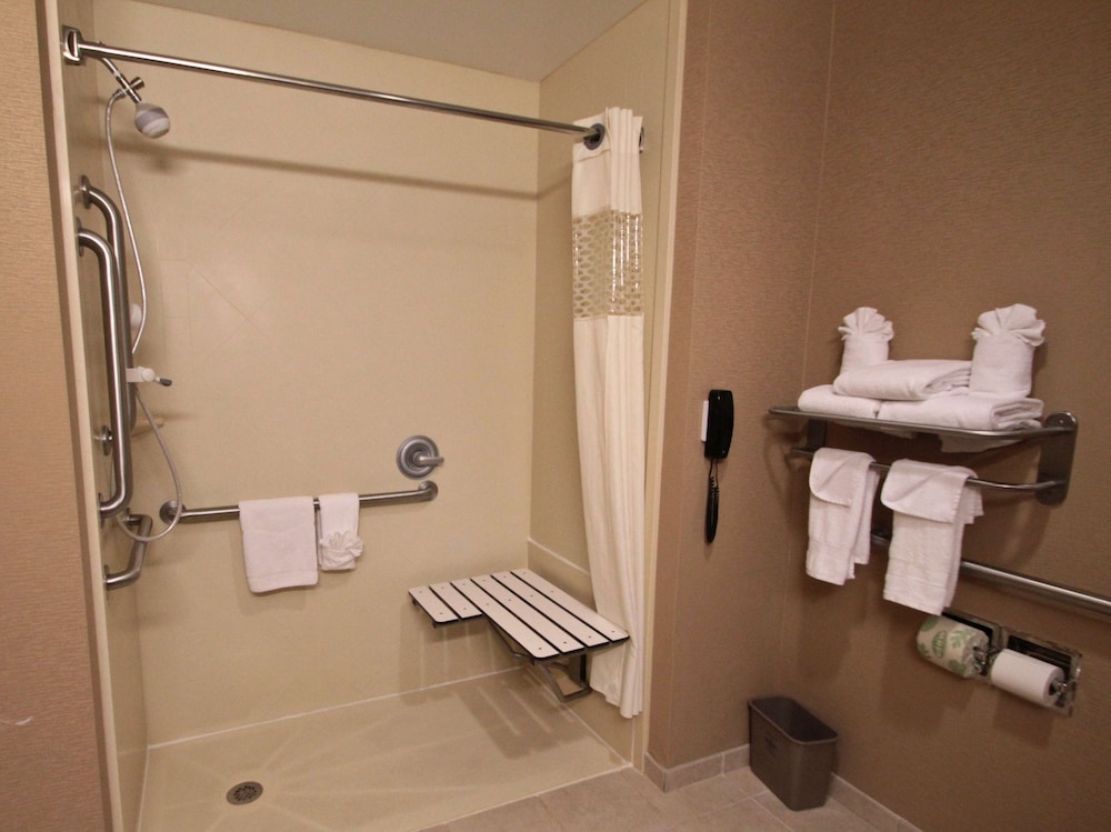 Hampton Inn Hampton Newport News Virginia 14/45