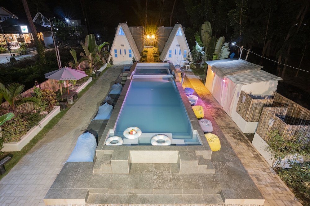 Costas De Liwa Bar and Beach Resort by ZUZU 43/51