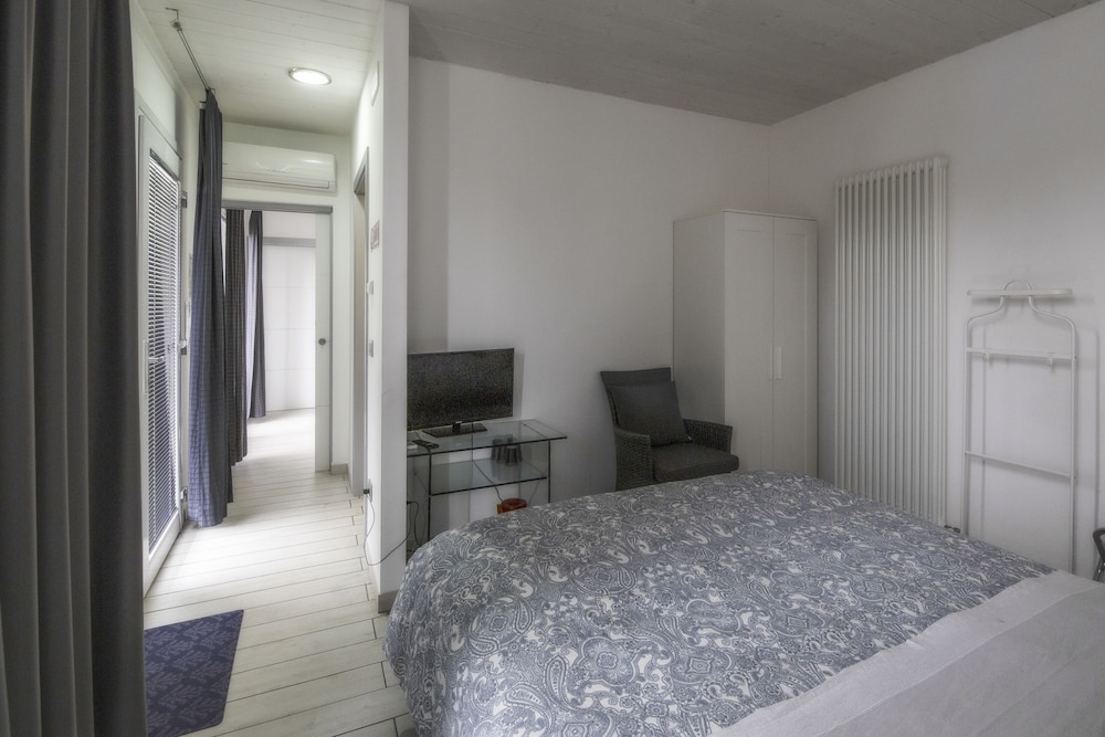 B&B Il Giardino Di Rebecca 27/89