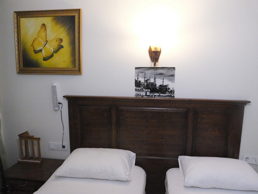 Hadrian Gate Hotel 32/50
