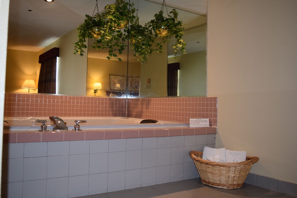 Quality Inn Washington Court House 8/37