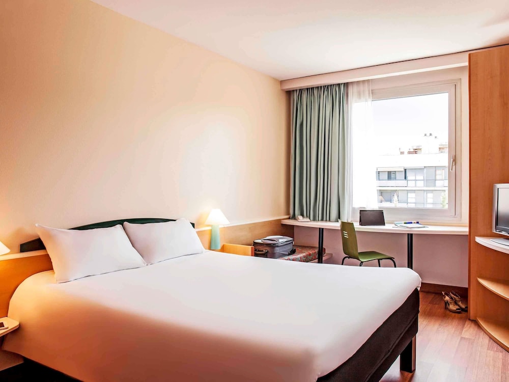 IBIS BARCELONA MOLINS DE REI 20/67