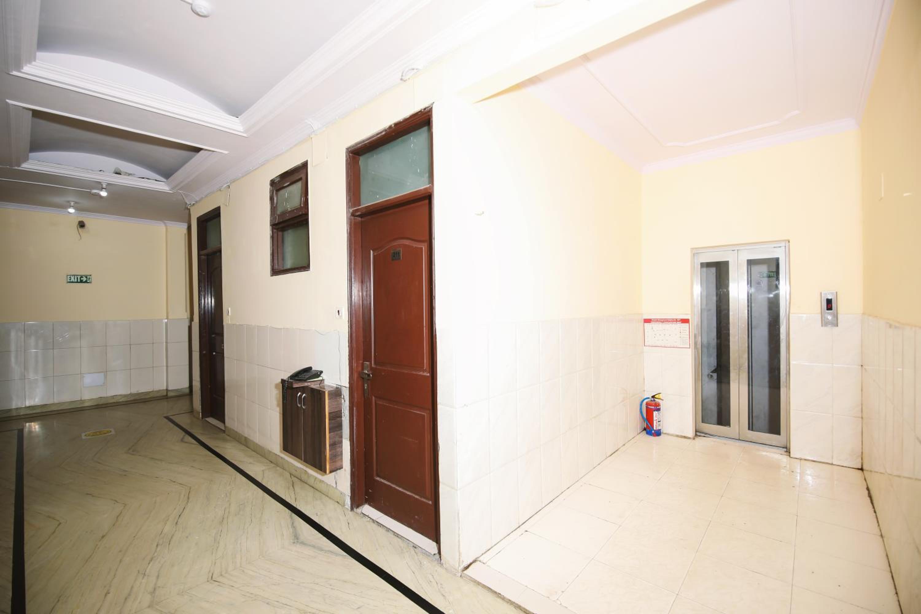 Hotel Jindal International 34/34