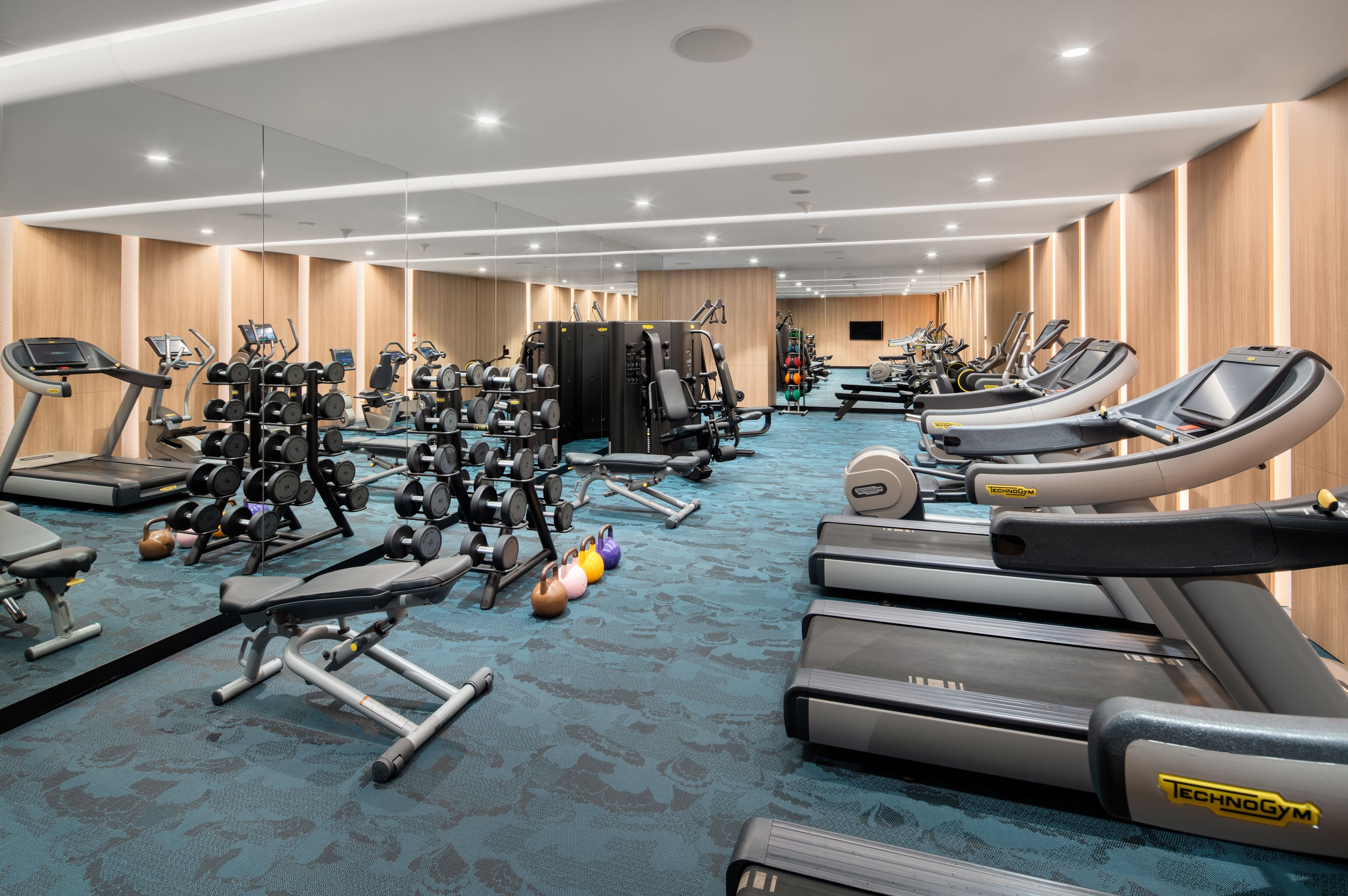 Crowne Plaza Changi Airport Hotel 45/81