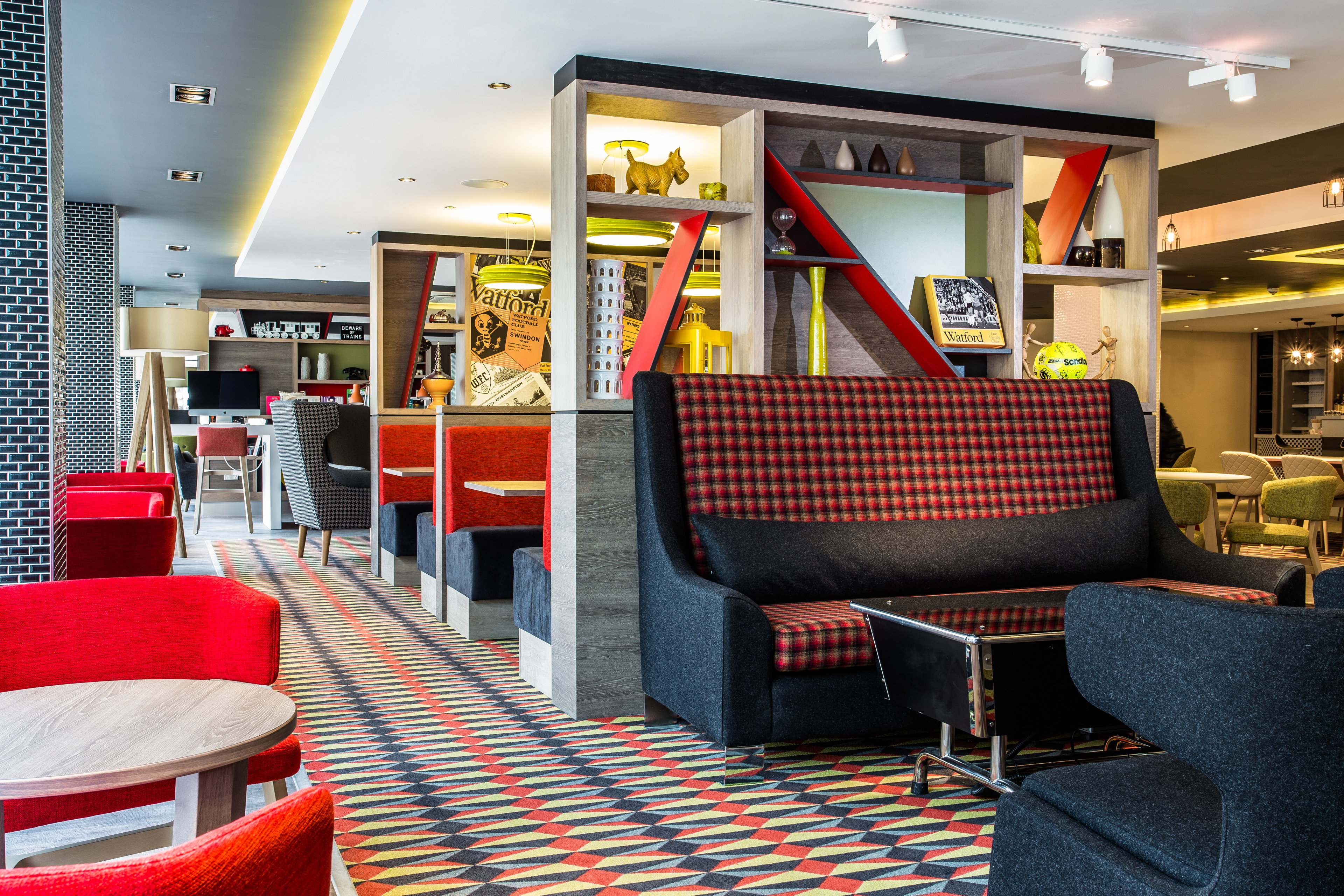 Holiday Inn London Watford Junction 28/31