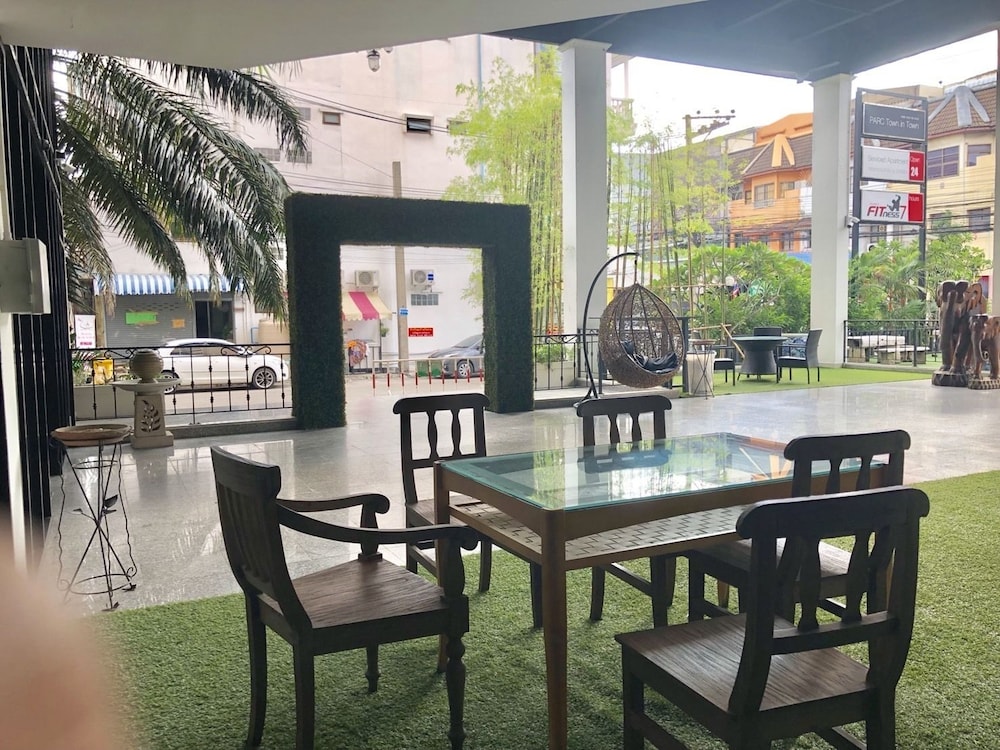 Town In Town Garden Resort 53/65