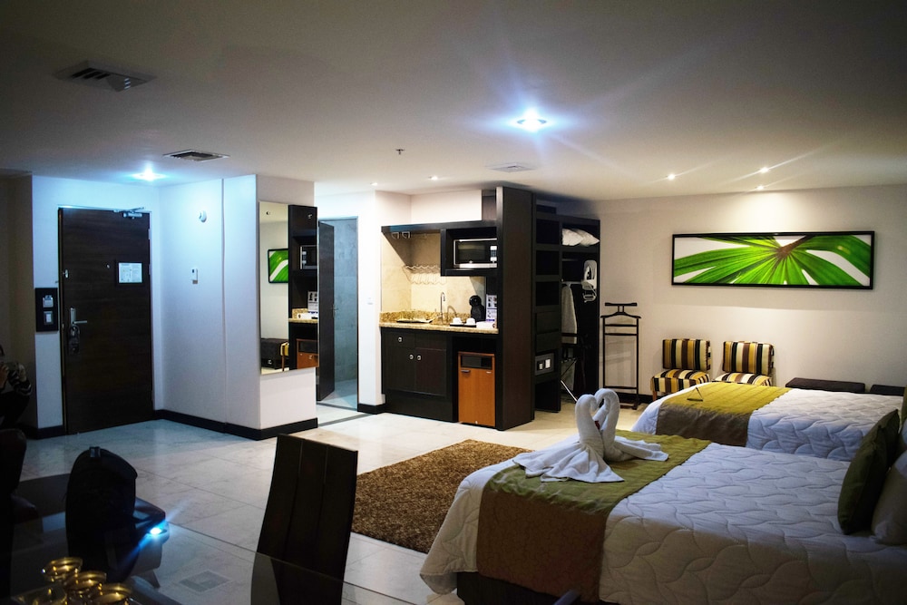 Studio Hotel Boutique 45/75