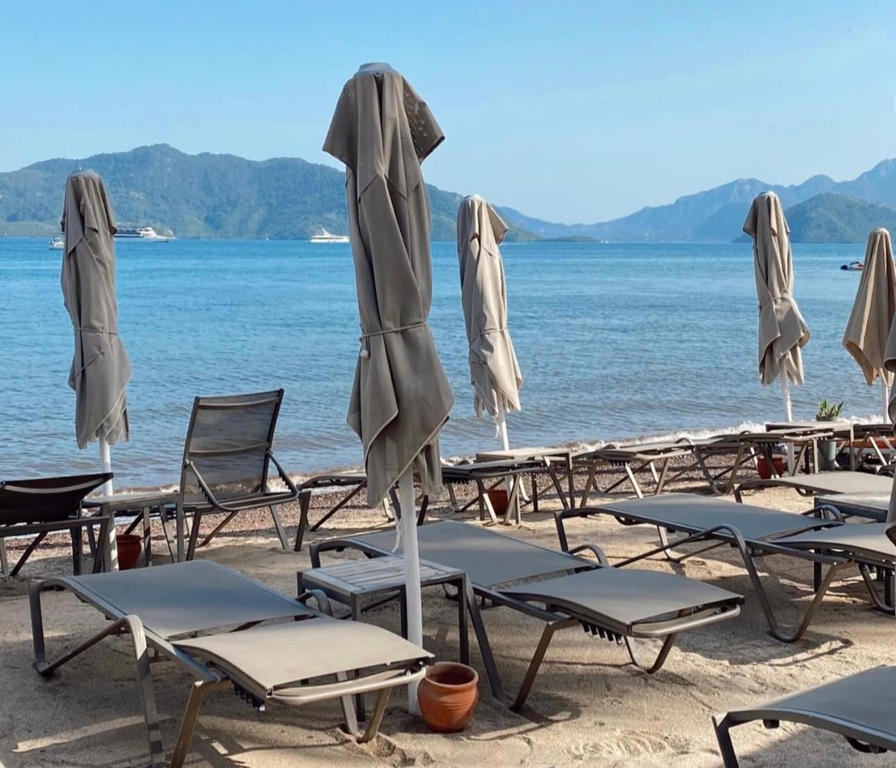 The New George & Dragon Beach Hotel 44/50