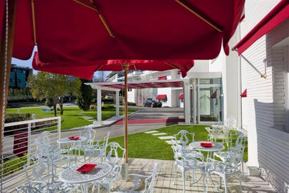 The Regent Boutique Hotel & Spa 47/67