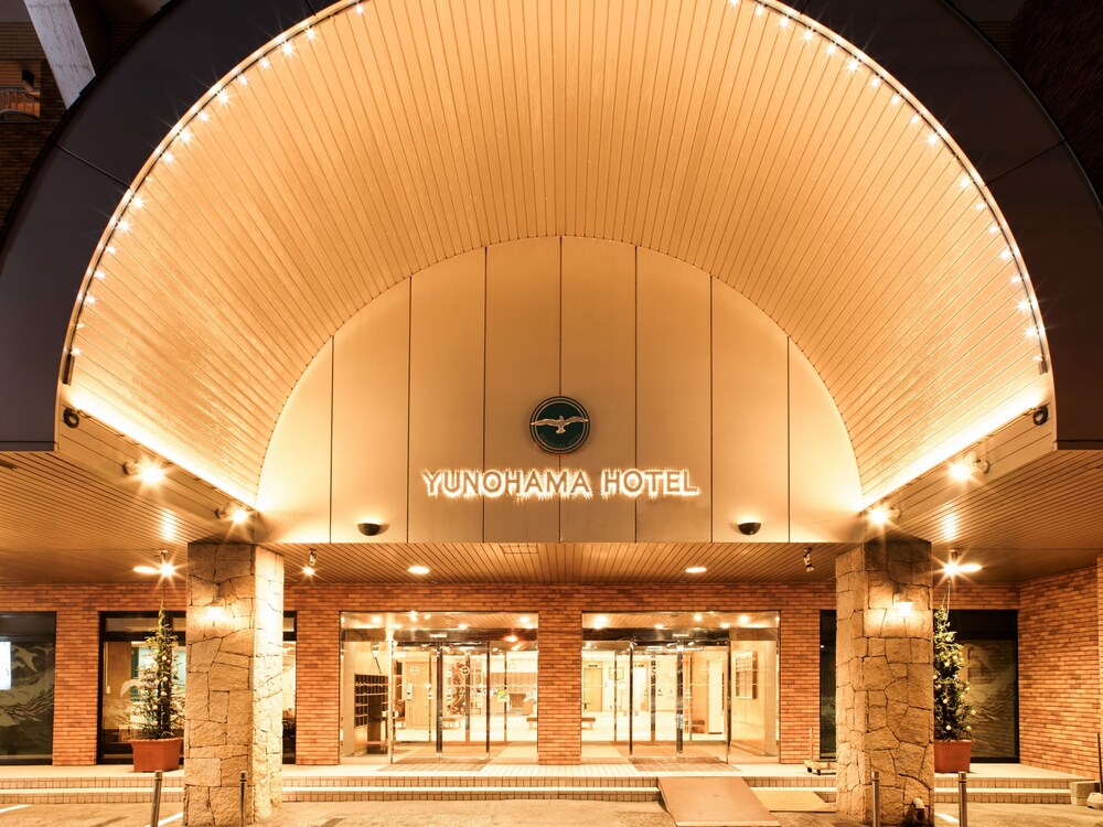 Yunohama Hotel 7/72