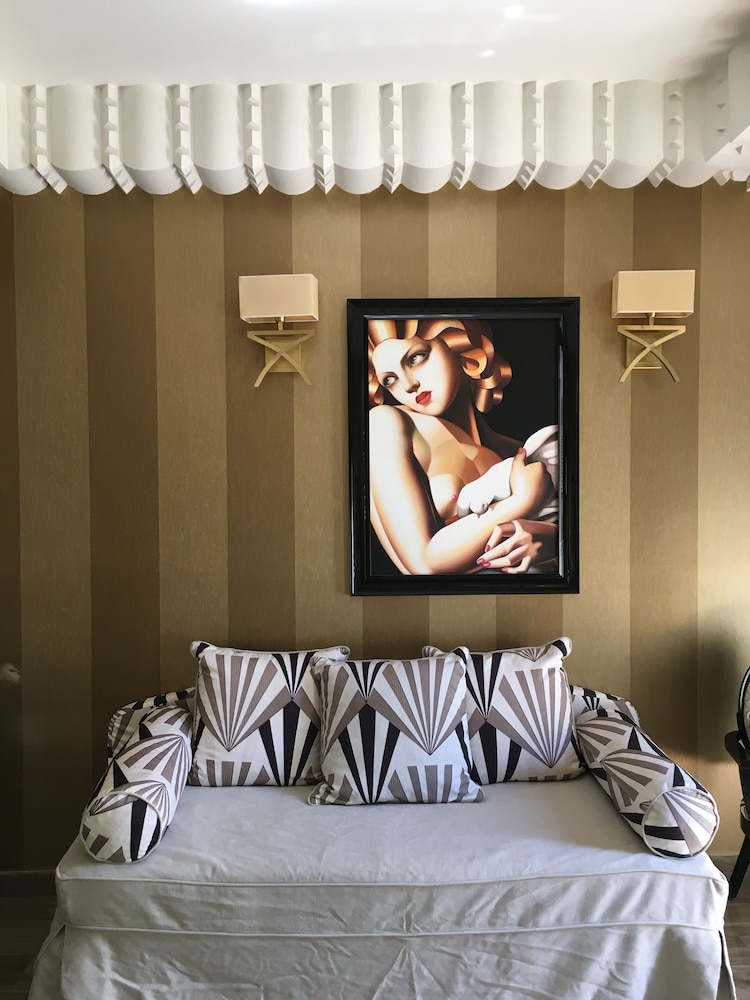 Le Meurice 12/60