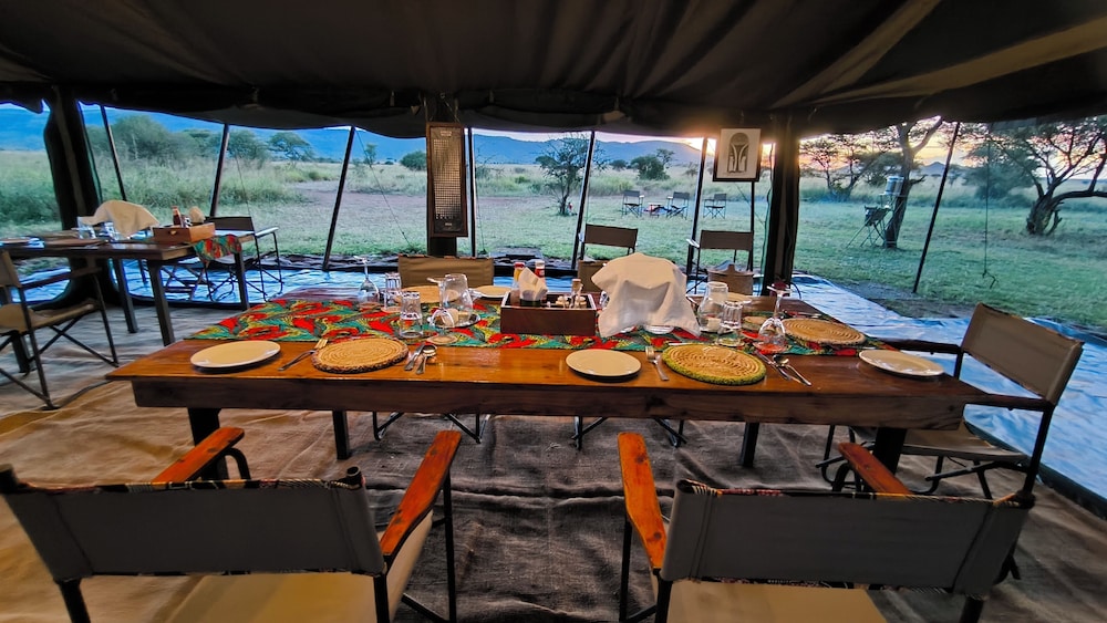 Kananga Special Tented Camp 28/50