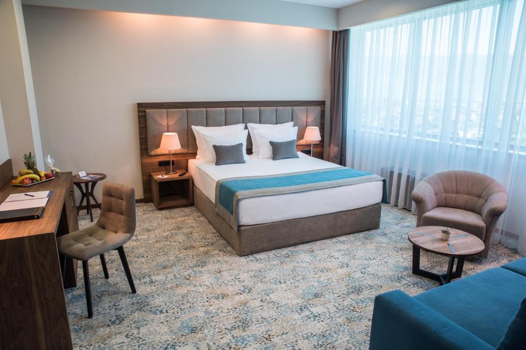 Deluxe Double Room.