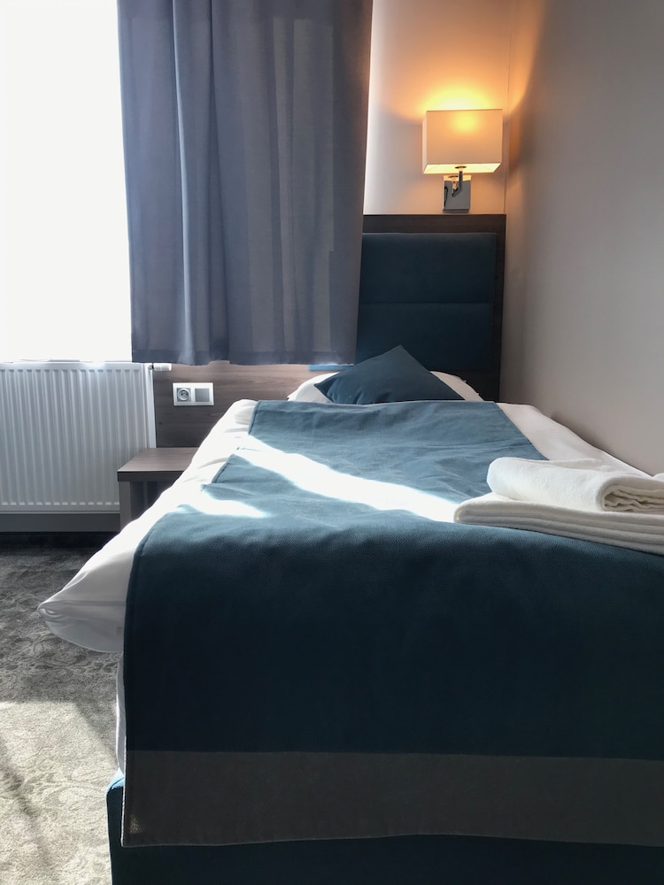 Hotel Sleep 62/70