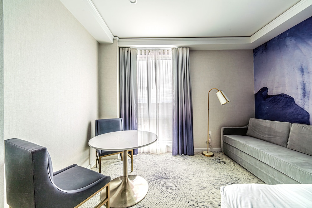 Iris Hotel Boston 31/48
