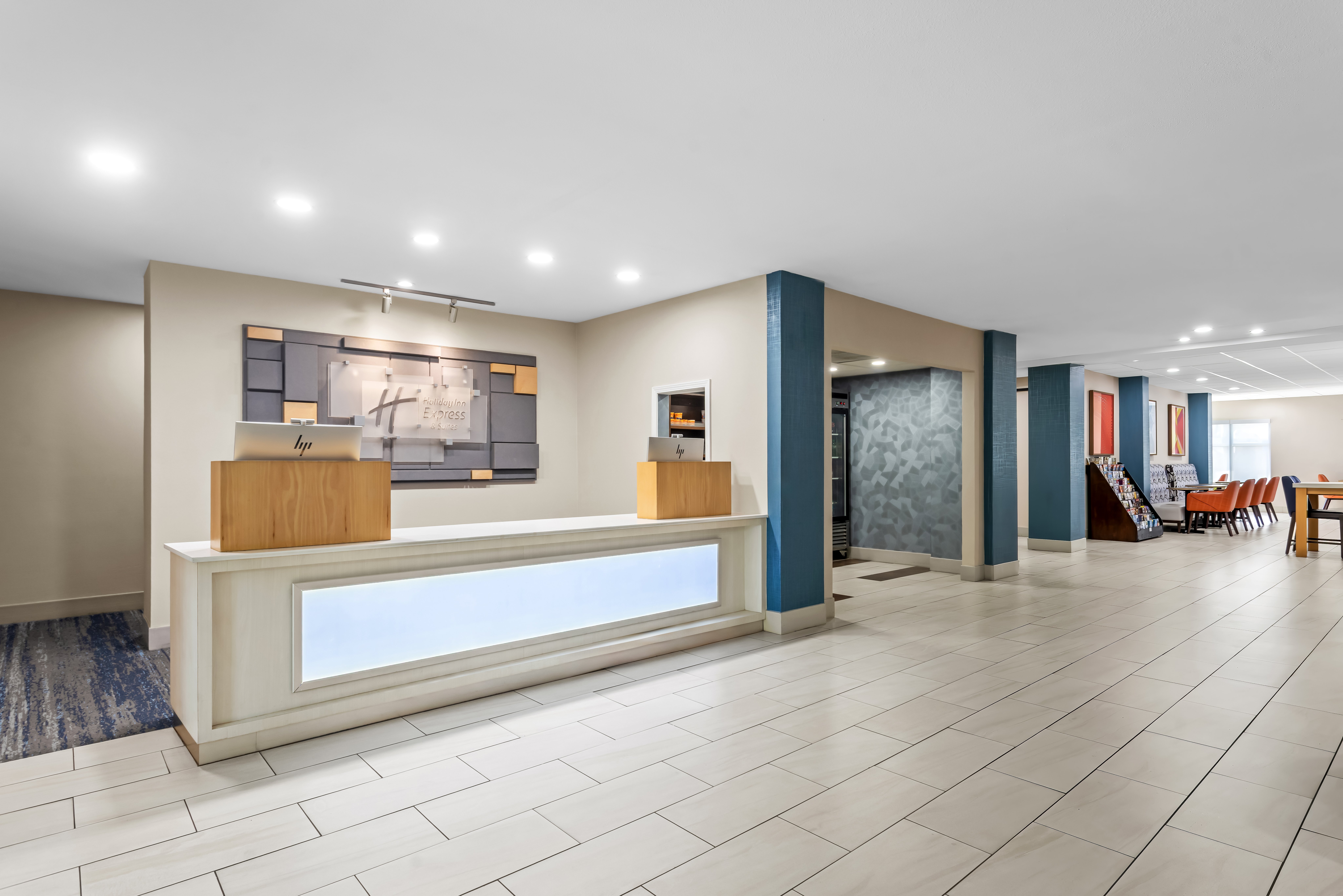 Holiday Inn Express Hotel Suites Savannah Midtown 6/81